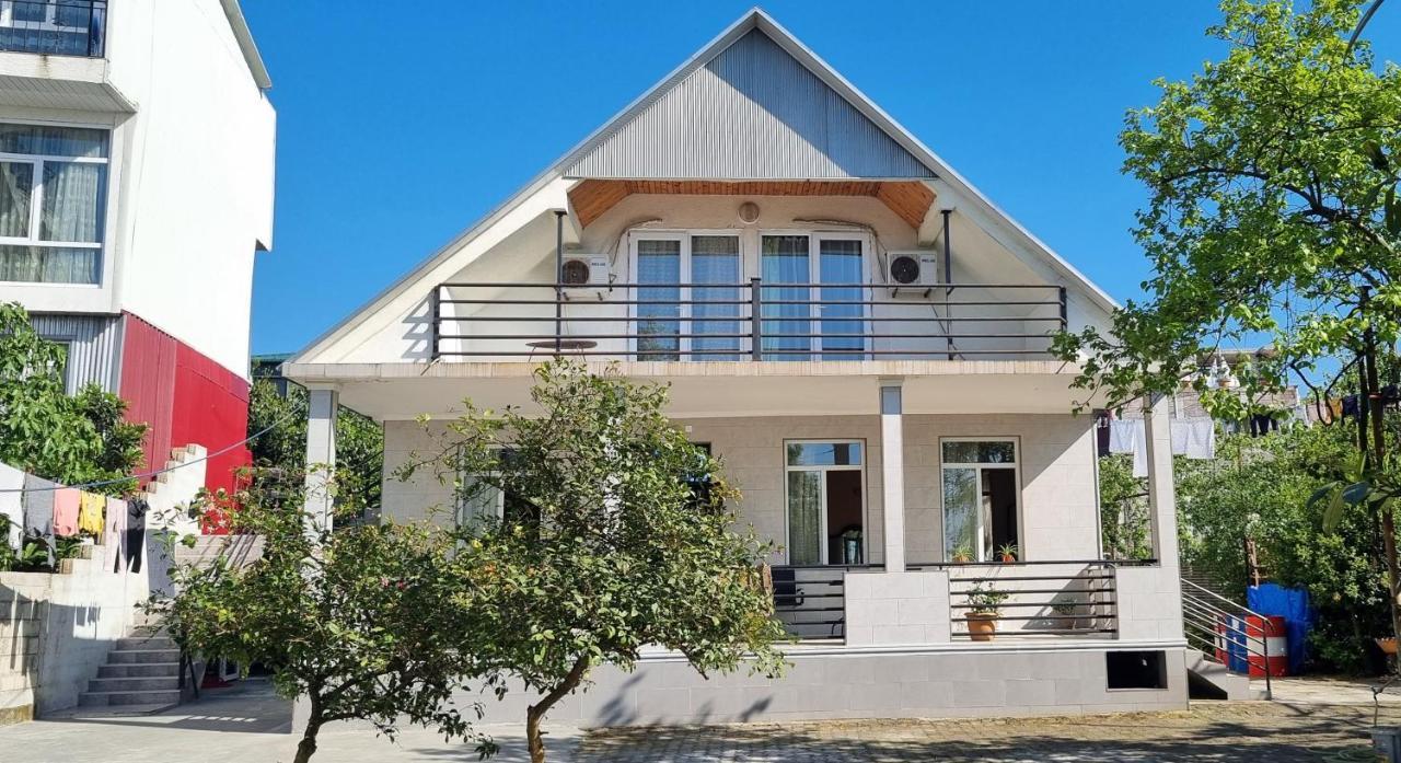 Hotel David Dali House Batumi Exterior foto