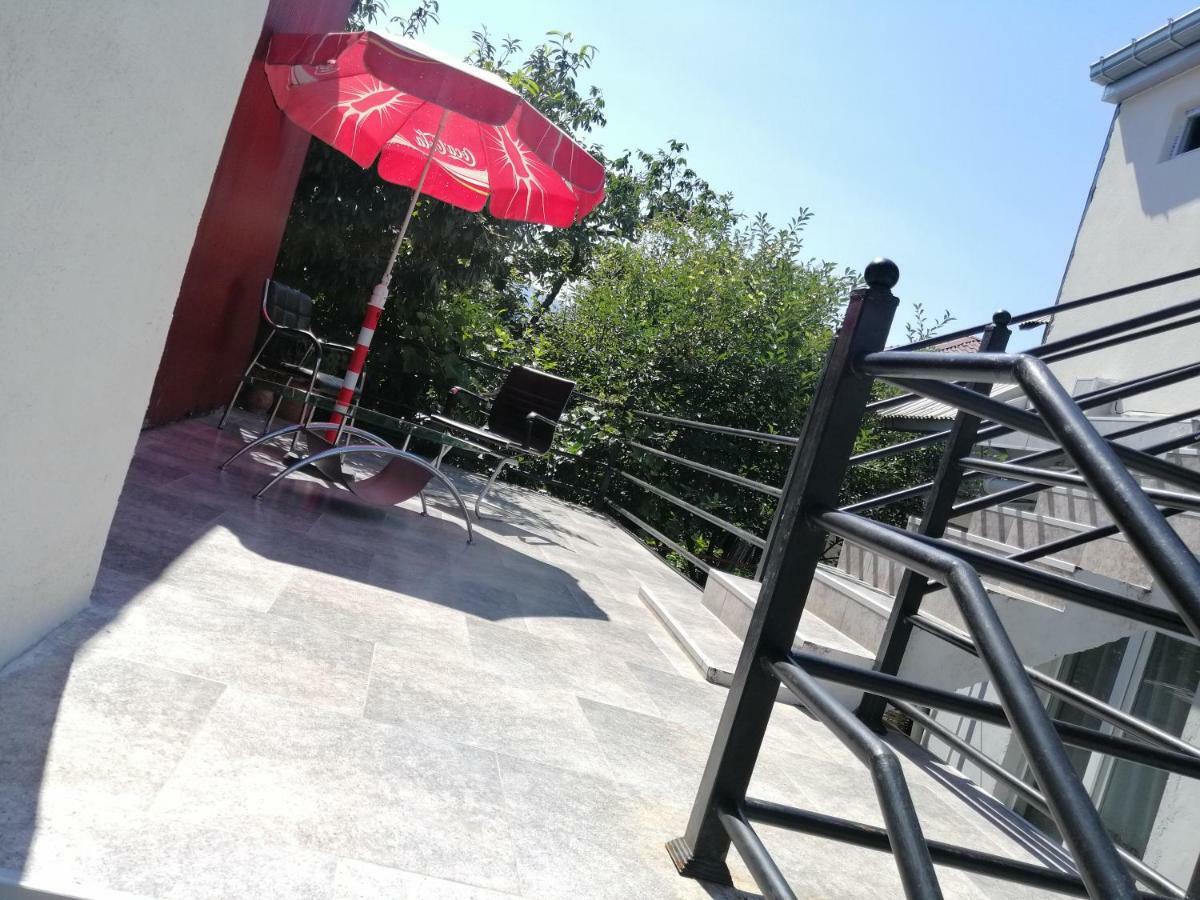 Hotel David Dali House Batumi Exterior foto